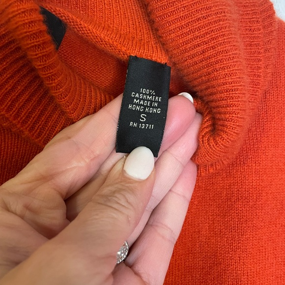 100% Cashmere Orange Turtleneck size S Lord and Taylor - Picture 4 of 5